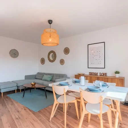 Daire Quiet 1 Bedroom Parking Old *